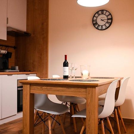 Lena Apartman Subotica Exterior foto